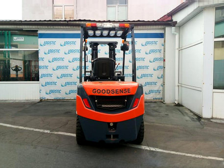 Вилочный погрузчик Goodsense RTD 30
