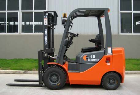 Вилочный погрузчик Goodsense FD 15