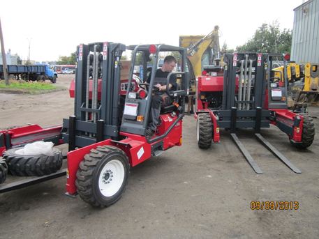 Мобильный вилочный погрузчик Moffett M9