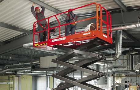 Ножничный подъемник Manitou 120 SC