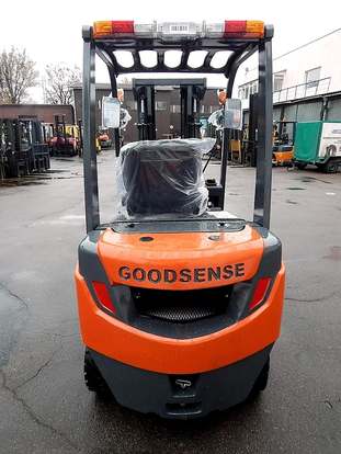 Вилочный погрузчик Goodsense FD 18