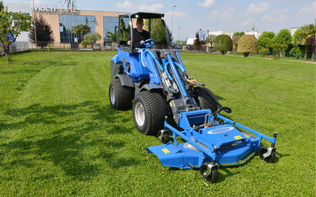Мини-погрузчик Multione 7.3 SD