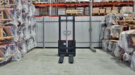 Штабелер с электрическим подъемом Noblelift SPM 1525