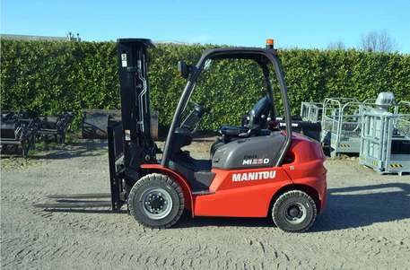 Вилочный погрузчик Manitou MI 25 D