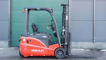 Погрузчик Noblelift FE3 R16N вид сбоку 