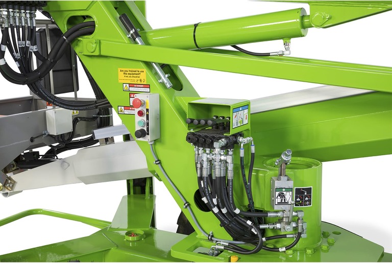 Коленчатый подъемник Niftylift SD 170 4x4