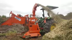 Измельчитель веток TOMCAT 4150 AFP работа от трактора