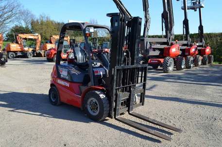 Вилочный погрузчик Manitou MI 25 D