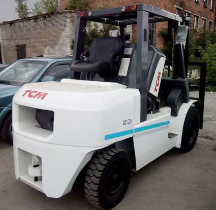 Газобензиновый вилочный погрузчик TCM FG 50 T3