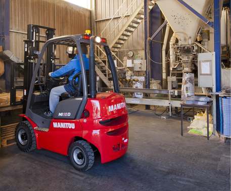 Вилочный погрузчик Manitou MI 18 D