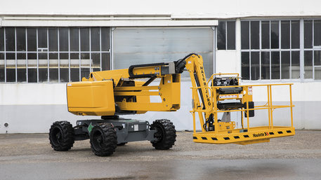 Коленчатый подъемник Haulotte HA16 RTJ PRO