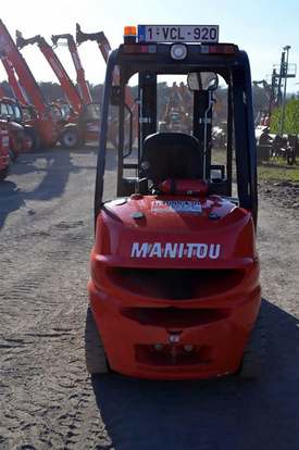 Вилочный погрузчик Manitou MI 25 D