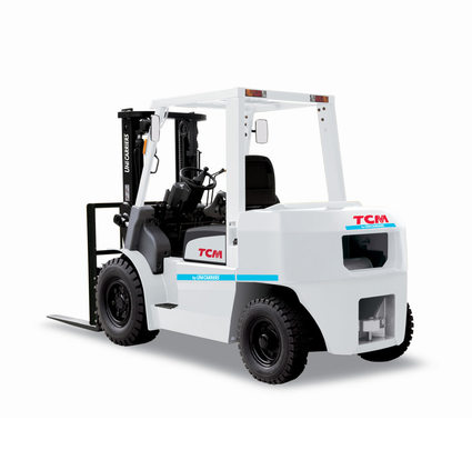 Дизельный вилочный погрузчик TCM FD 35 C9