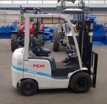 Газобензиновый вилочный погрузчик TCM FG 18 C13